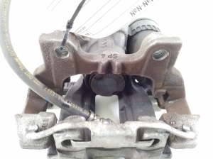 BMW X1 F48 (2015–2022) Tagumine pidurisadul 6883034 - 3