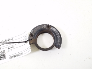 Rear spring support - 6871665
