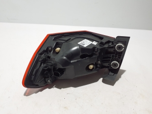 AUDI A3 8Y (2020–2026) Tagumine nurgatuli 8Y0945207C - 2