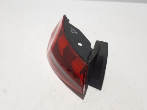 AUDI A3 8Y (2020–2026) Tagumine nurgatuli 8Y0945207C - 4