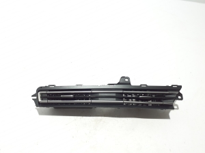AUDI A3 8Y (2020–2026) Dashboard air vent grilles 8Y1820951B - 3