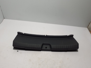 Innenverkleidung Heckblech (Ladekante) - 8Y5863471