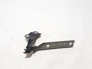 AUDI A3 8Y (2020–2026) Kapoti hing 8Y0823302B - 2