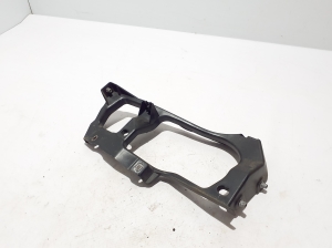 Volkswagen Touareg II (2010–2018) Headlight frame (glasses) 7P6806509 - 3