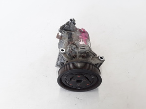 Dacia Sandero (2012–2021) A/C compressor 8201025121 - 4