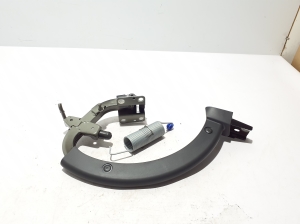 AUDI A3 8Y (2020–2026) Trunk lid hinge 8Y5827301C - 3