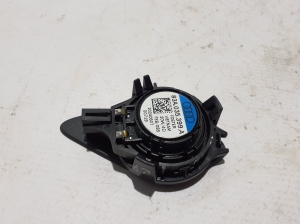 AUDI A3 8Y (2020–2026) Kõlar 83A035399 - 2