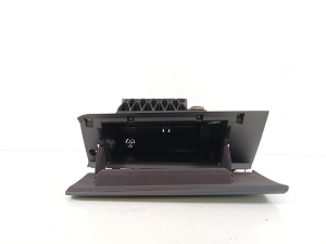 BMW X1 F48 (2015–2022) Handschuhfach 9339816 - 4