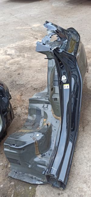 AUDI A3 8Y (2020–2026) Tagumine poritiib ja selle osad 8Y5809837 - 2