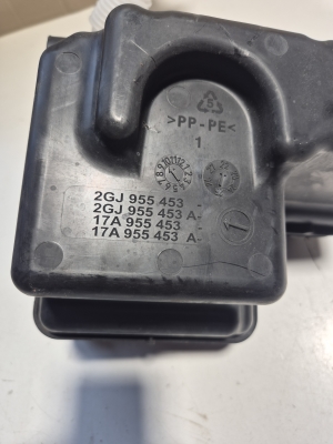 Volkswagen Taos I (2021–2026) Front washer fluid reservoir 2GJ955448A - 3