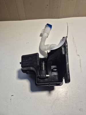 Volkswagen Taos I (2021–2026) Front washer fluid reservoir 2GJ955448A - 4