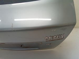 Skoda Octavia II (2004–2013) Trunk lid 1U6827023 - 2