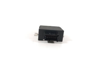 BMW X1 F48 (2015–2022) Fuel pump control module 7476687 - 2
