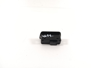 BMW X1 F48 (2015–2022) Trunk lid close switch 9275121 - 2