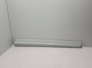 Moulure de porte avant - 8R0853960B