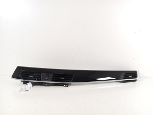 BMW X1 F48 (2015–2022) Dashboard air vent grilles 9292741 - 4
