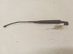 Hyundai Elantra (2000–2006) Rear squeegee leg K9622 - 2