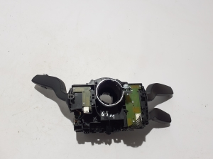 AUDI Q5 (2008–2017) Switch and its parts - 2