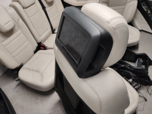 Mercedes Benz ML-Class 166 (2011–2015) Interior and its parts - 5