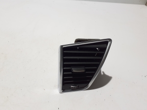   Armaturenbrett Lüftungsgitter  - 8R1820901L 