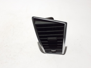   Armaturenbrett Lüftungsgitter  - 8R1820902L 