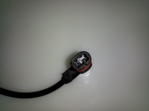 Mercedes Benz C-Class 204 (2007–2014) ABS-Sensor vorne A2045400117 - 2
