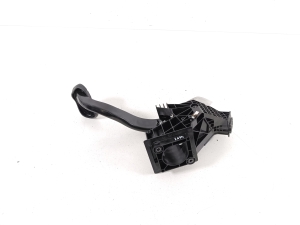 BMW X1 F48 (2015–2022) Piduripedaal 6856596 - 4