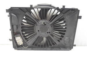 Mercedes Benz E-Class W212 (2009–2015) Dzesēšanas ventilators un tā daļas A2045000755 - 2