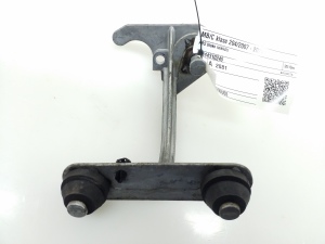 Mercedes Benz C-Class 204 (2007–2014) ABS ploki hoidik A2044310240 - 3