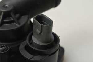 Volkswagen Tiguan (2007–2016) Thermostatgehäuse 03C121026S - 2