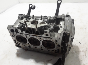 AUDI Q7 (2015–2026) Cylinder head 06M103061AK - 3