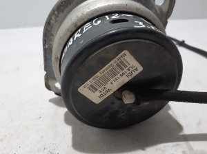 Volkswagen Touareg II (2010–2018) Engine mount 7L8199131H - 3