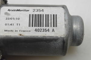 Hyundai ix35 (2009–2015) Hinterer Seitentür-Fensterhebermotor 402354A - 3