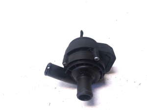 Mercedes Benz ML-Class 166 (2011–2015) Auxiliary water pump A2118650028 - 4