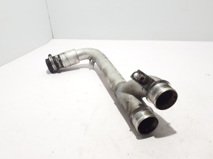 Volkswagen Touareg II (2010–2018) Caurule 7P0145941B - 2