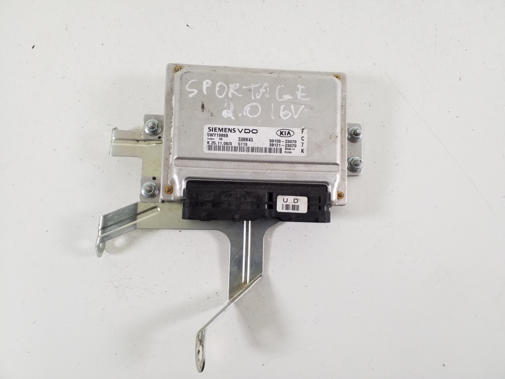 Kia Sportage (2004–2010) Engine control unit 3910323070