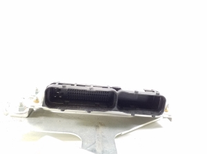 Kia Sportage (2004–2010) Engine control unit 3910323070 - 3