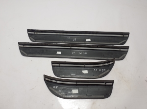 AUDI Q5 (2008–2017) Inner sill trim - 2