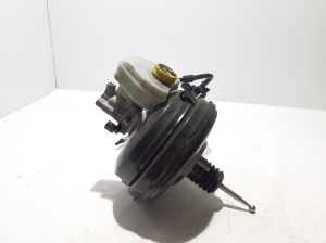 Volkswagen Touareg II (2010–2018) Brake booster 7P0612105 - 5