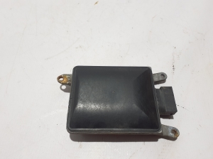 AUDI Q5 (2008–2017) Pimeda nurga radar Distronic 8T0907566B - 2