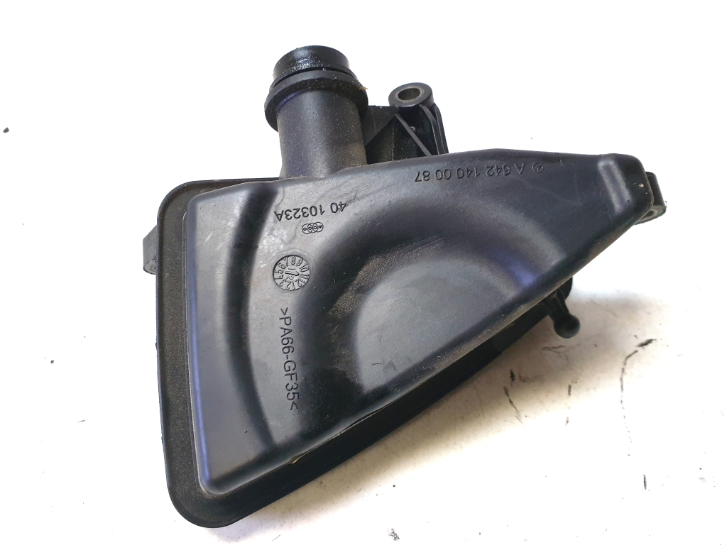 Mercedes Benz ML-Class 166 (2011–2015) Other reservoir A6421400087 Mercedes Benz ML-Class 166 (2011–2015) Other reservoir A6421400087