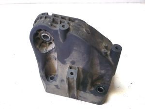 Mercedes Benz ML-Class 166 (2011–2015) Motorhalter A6422236104 - 2