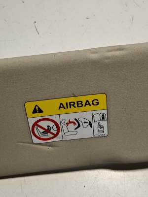 Mitsubishi Pajero IV (2006–2026) Sun visor 7430B557 - 2