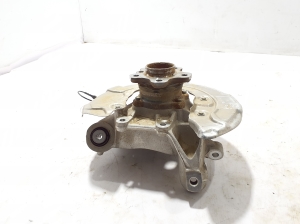 BMW X5 G05 (2018–2026) Rear wheel hub - 3