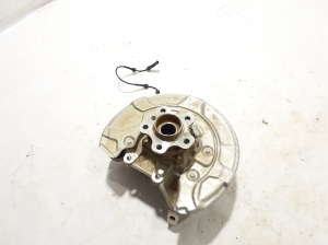BMW X5 G05 (2018–2026) Rear wheel hub - 4