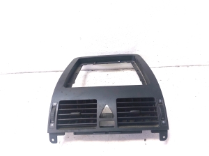 Dashboard air vent grilles - 1T1819728B