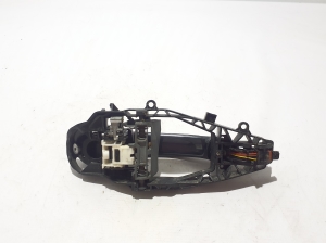 BMW X5 G05 (2018–2026) Rear side door exterior handle and its parts - 2