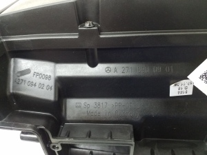 Mercedes Benz C-Class 204 (2007–2014) Luftfiltergehäuse A2710900901 - 3