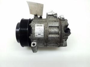   Air conditioner compressor 