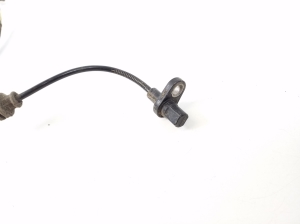 Ford Mondeo V (2014–2018) Rear ABS sensor DG9C2C190DE - 2